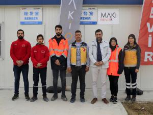 Çinli ve Türk işçiler Korona virüsüne aldırmadan çalışıyorlar