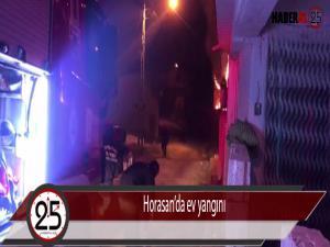 Horasanda ev yangını 