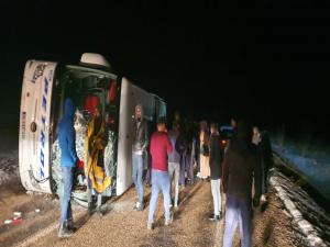 Kayseri'de yolcu otobüsü devrildi