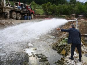 Oylat'a kardeş geliyor