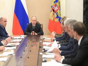 Putin, İdlib ve korona virüsü gündemiyle güvenlik konseyini topladı
