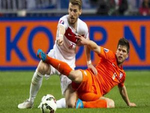 Hollanda 1 - 1 Türkiye