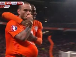 Sneijder: Gökhan Töre bizi çok zorladı