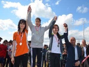 Atletizm'de kupa ve madalya coşkusu