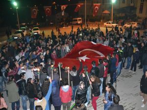 ŞENKAYA'DA FENER ALAYI VE MEŞALE GÖSTERİSİ