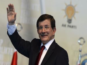 Başbakan Davutoğlu ilk mitingini Erzurum'da yapacak