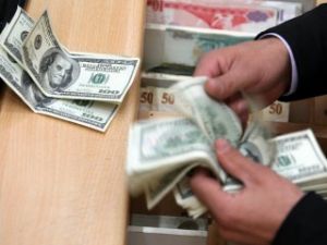 Dolar güne düşüşle başladı