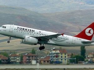 THY uçağında bomba ihbarı