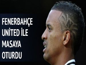 Fenerbahçe  Manchester United'la masaya oturdu