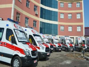 TAKİP SİSTEMLİ AMBULANSLAR HASTALAR İÇİN YOLLARDA