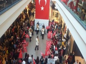 CUMHURİYET'İN 92. YIL COŞKUSU FORUM ERZURUM'DA YAŞANDI