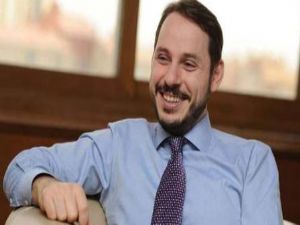 Albayrak: Türkiye gelecek mücadelesi veriyor