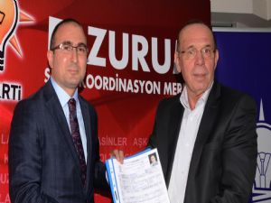 AVRASYA UZMANI HİKMET EREN, AK PARTİ'DEN RESMEN ADAY ADAYI