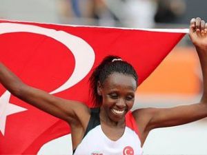 500 metre finalinde Yasemin Can altın madalya kazandı