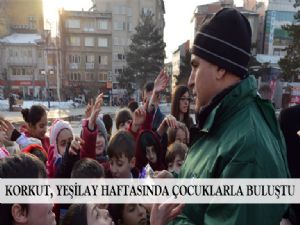  ALİ KORKUT YEŞİLAY HAFTASINDA ÇOCUKLARLA BULUŞTU