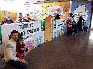  YEŞİLAY, FORUM ERZURUM'DA ÇOCUKLARLA BULUŞTU