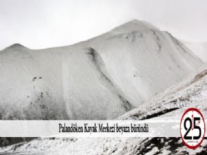  Palandöken Kayak Merkezi beyaza büründü 