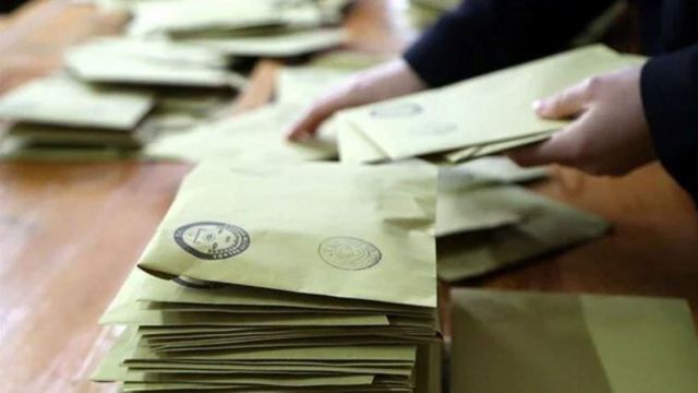 32 ilde oy verme saati 07.00 - 16.00 arası olarak belirlendi