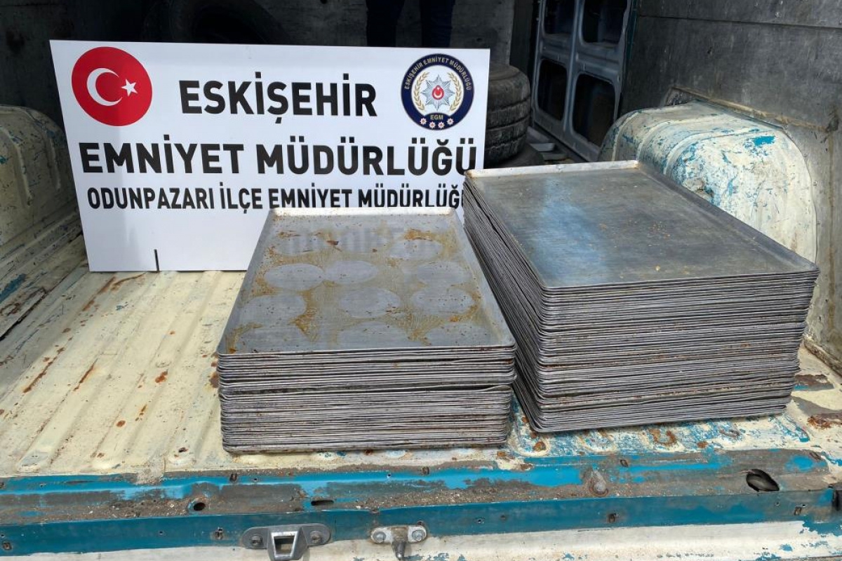 600 bin liralık ‘tepsi' çalan hırsız yakalandı