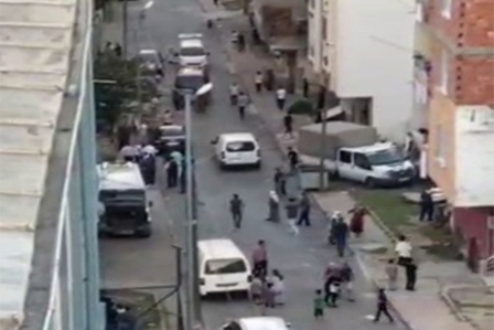 Arnavutköy'de iki aile arasındaki kavga sokağı savaş alanına çevirdi