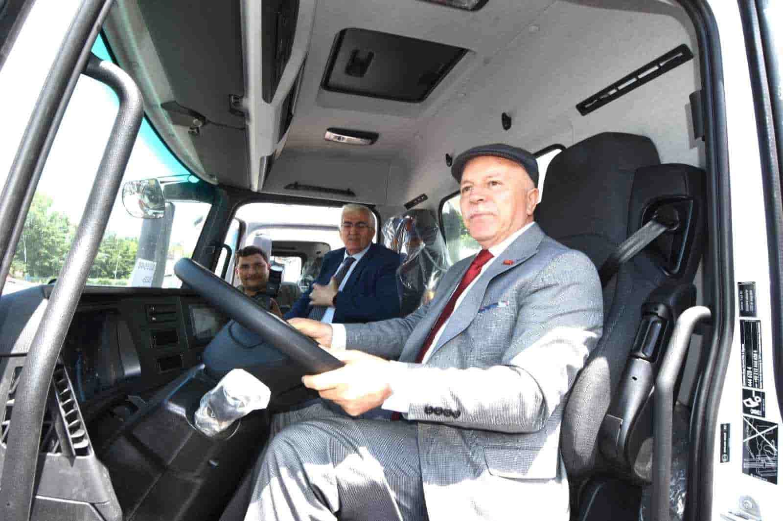 Başkan Sekmen; 