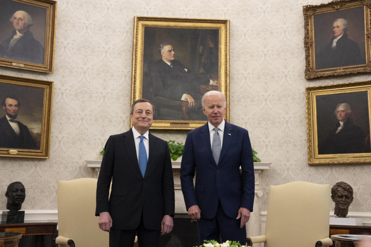 Biden, İtalya Başbakanı Draghi ile Beyaz Saray'da bir araya geldi