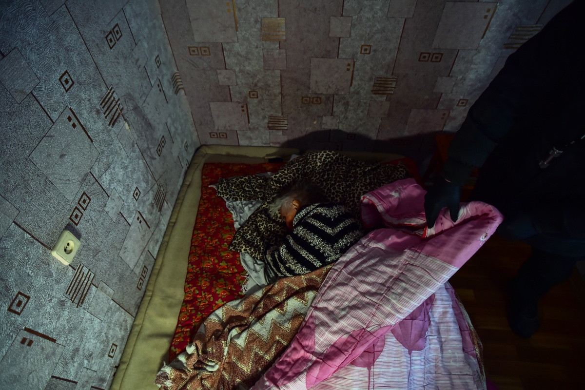 Bucha'da evler sivillere ait cesetlerle dolu