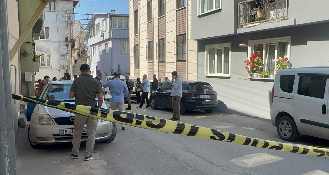 Cani baba, kahvaltı sofrasında 3 çocuğunu öldürmüş