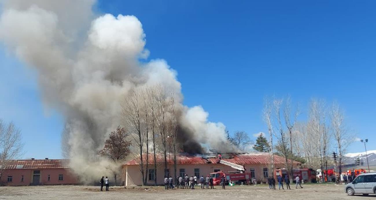 Erzurum Şeker Fabrikası’nda yangın