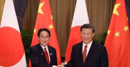 Japonya ve Çin liderleri 3 yıl sonra ilk kez bir araya geldi