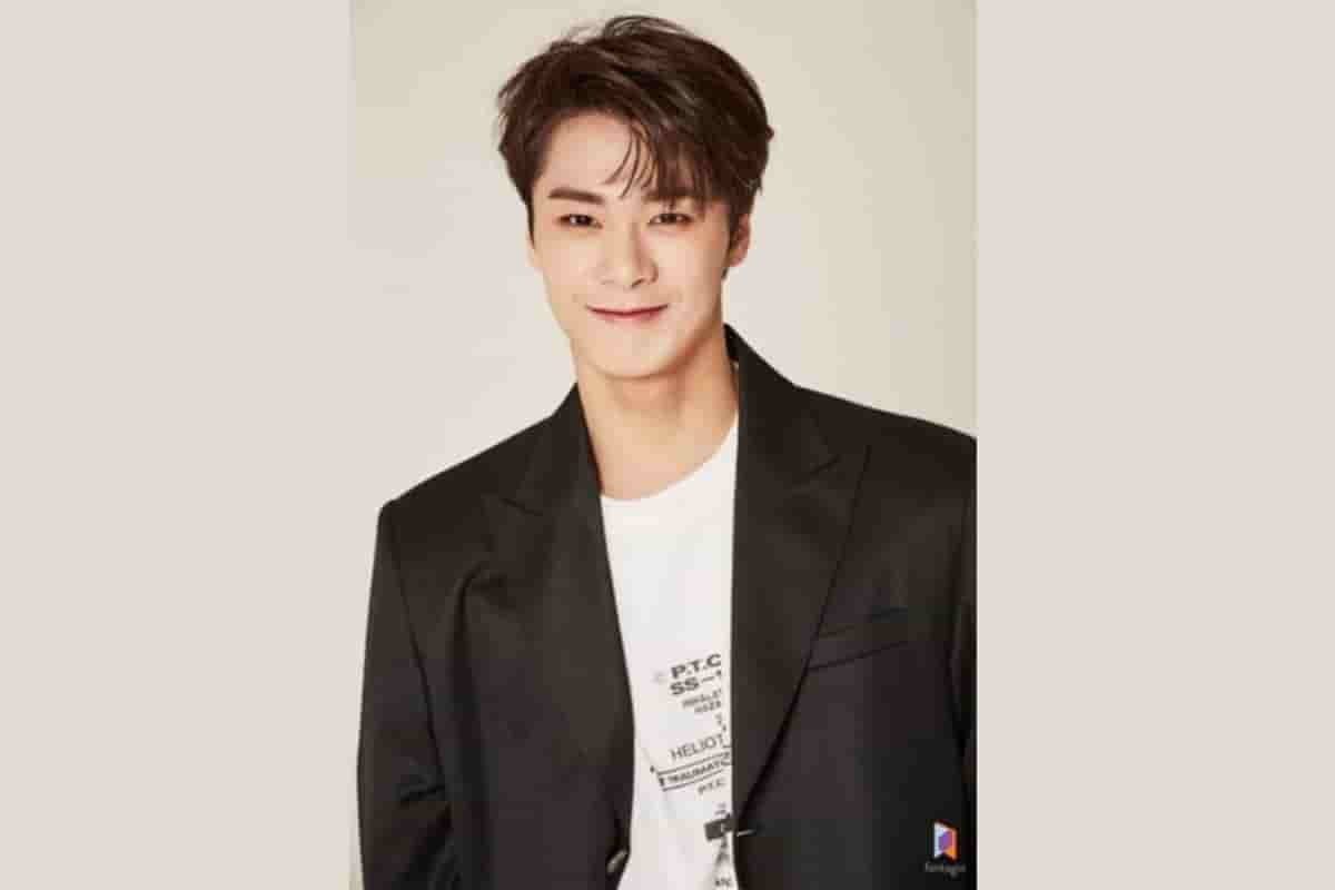 K-pop yıldızı Moonbin evinde ölü bulundu