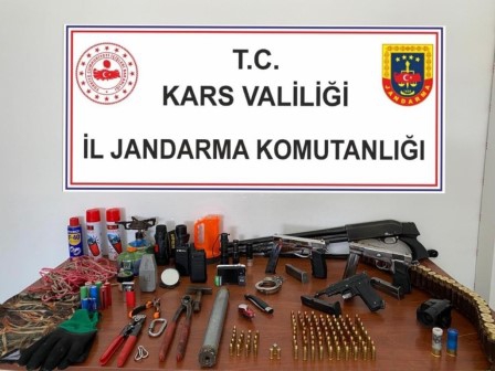 Kars’ta JASAT timleri hayvan hırsızlarını çökertti