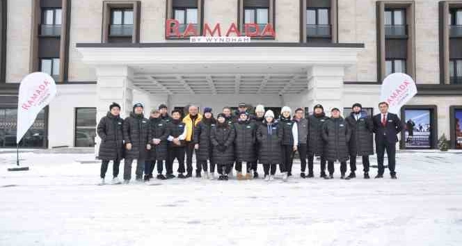 Kazakistan Short Track Milli Takımı, dünya kupasına Erzurum'da hazırlanıyor