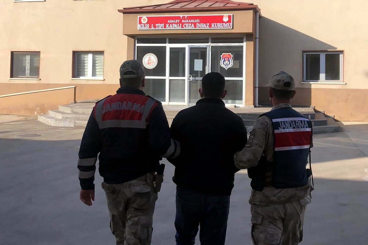 Kilis'te 3 PKK'lı yakalandı