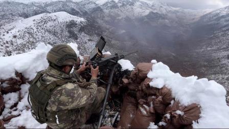 Mehmetçik'ten eksi 25'te vatan nöbeti