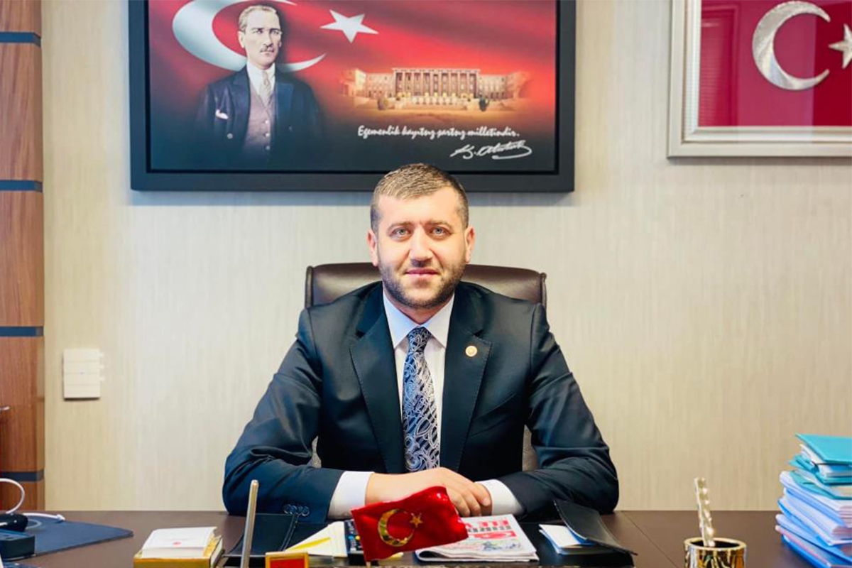 MHP Kayseri Milletvekili Baki Ersoy partisinden istifa etti