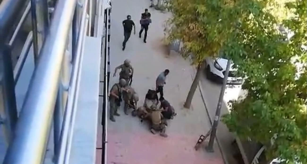 Özel harekat polisini vuran şahıs, etkisiz hale getirildi