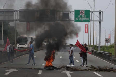 Panama'daki akaryakıt protestoları şiddet olaylarına dönüştü
