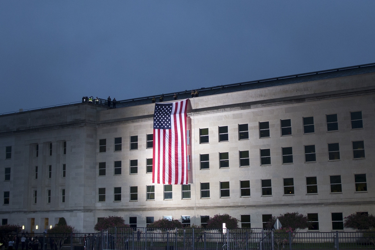 Pentagon, diğer ülkelerin ABD'ye uçak verdiğine ilişkin açıklamayı geri çekti