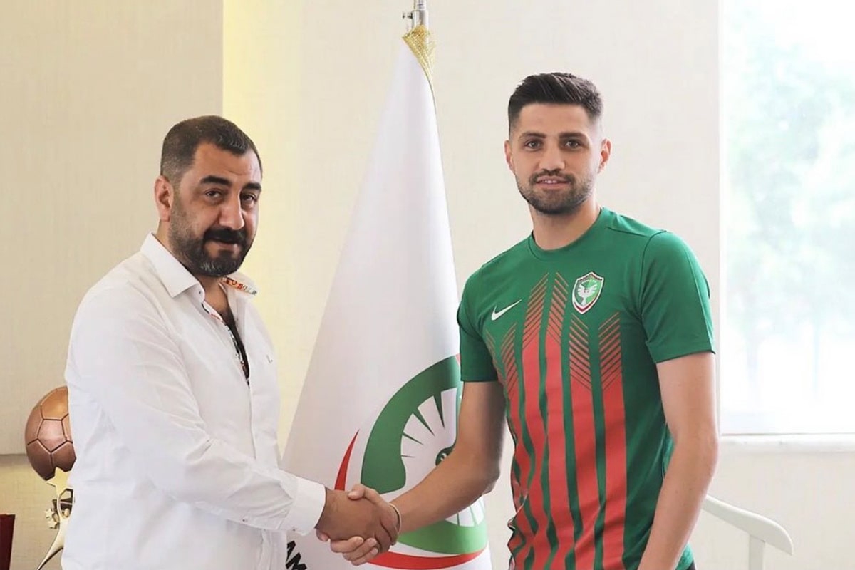 Tayyip Kanarya, Amedspor 1 yıllık sözleşme imzaladı