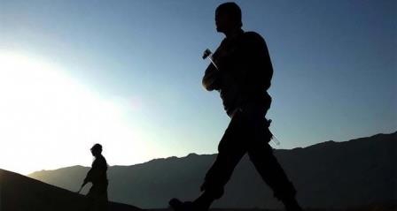 Terör örgütü PKK'da çözülme devam ediyor: 3 PKK'lı daha teslim oldu