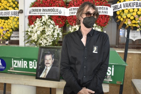 Ünlü oyuncu Erdal Beşikçioğlu'nun acı günü