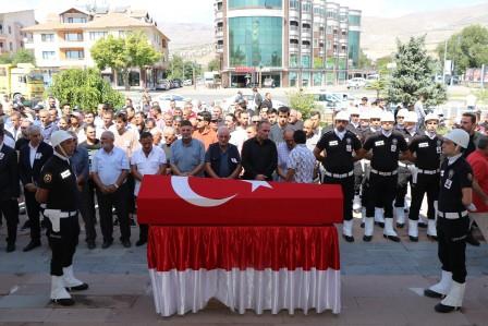 Yunus polisi Erzincan’da son yolculuğuna uğurlandı